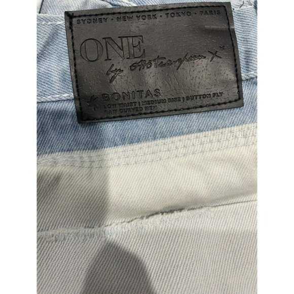 One Teaspoon Bonitas Low Waist Medium Rise Raw Curved Hem Size 26 Button Fly - Picture 5 of 8